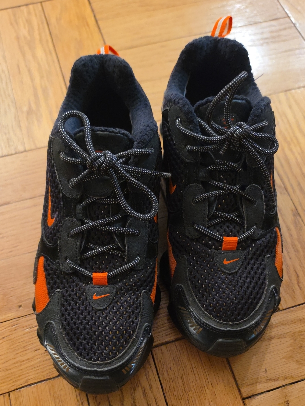 Nike Womens Black and Orange Mesh Athletic Sneakers - Size 7